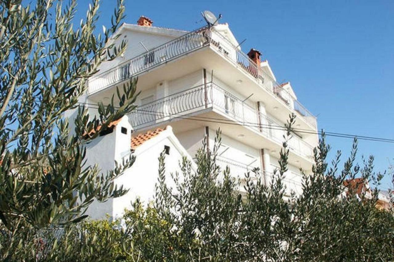 Villa Milic*** Donji Seget Exterior foto